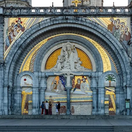 Le Foch - Centre - Parking *